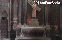 [P23] Jeanne d'Arc, cea care a schimbat cursul războiului de 100 de ani, are un loc aparte în Catedrala Notre-Dame din Reims » foto by Costi
 - 
<span class="allrVoted glyphicon glyphicon-heart hidden" id="av36327"></span>
<a class="m-l-10 hidden" id="sv36327" onclick="voting_Foto_DelVot(,36327,2239)" role="button">șterge vot <span class="glyphicon glyphicon-remove"></span></a>
<a id="v936327" class=" c-red"  onclick="voting_Foto_SetVot(36327)" role="button"><span class="glyphicon glyphicon-heart-empty"></span> <b>LIKE</b> = Votează poza</a> <img class="hidden"  id="f36327W9" src="/imagini/loader.gif" border="0" /><span class="AjErrMes hidden" id="e36327ErM"></span>