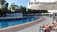 [P28] piscina de relaxare » foto by celeste
 - 
<span class="allrVoted glyphicon glyphicon-heart hidden" id="av239402"></span>
<a class="m-l-10 hidden" id="sv239402" onclick="voting_Foto_DelVot(,239402,1)" role="button">șterge vot <span class="glyphicon glyphicon-remove"></span></a>
<a id="v9239402" class=" c-red"  onclick="voting_Foto_SetVot(239402)" role="button"><span class="glyphicon glyphicon-heart-empty"></span> <b>LIKE</b> = Votează poza</a> <img class="hidden"  id="f239402W9" src="/imagini/loader.gif" border="0" /><span class="AjErrMes hidden" id="e239402ErM"></span>