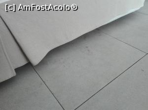 [P23] Asa arata gresia dupa ce a fost stearsa de camerista in urma reclamatiei mele. Curat nu?  » foto by ⭐ValentinB_88⭐
 - 
<span class="allrVoted glyphicon glyphicon-heart hidden" id="av971196"></span>
<a class="m-l-10 hidden" id="sv971196" onclick="voting_Foto_DelVot(,971196,20)" role="button">șterge vot <span class="glyphicon glyphicon-remove"></span></a>
<a id="v9971196" class=" c-red"  onclick="voting_Foto_SetVot(971196)" role="button"><span class="glyphicon glyphicon-heart-empty"></span> <b>LIKE</b> = Votează poza</a> <img class="hidden"  id="f971196W9" src="/imagini/loader.gif" border="0" /><span class="AjErrMes hidden" id="e971196ErM"></span>