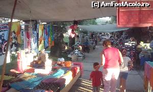 [P12] Imagine din bazarul de duminica, organizat special pentru turistii hotelului. Ai ce sa alegi, dar preturile sunt simtitor mai mari decat in bazurul din Kusadasi.  » foto by bullet123
 - 
<span class="allrVoted glyphicon glyphicon-heart hidden" id="av630280"></span>
<a class="m-l-10 hidden" id="sv630280" onclick="voting_Foto_DelVot(,630280,226)" role="button">șterge vot <span class="glyphicon glyphicon-remove"></span></a>
<a id="v9630280" class=" c-red"  onclick="voting_Foto_SetVot(630280)" role="button"><span class="glyphicon glyphicon-heart-empty"></span> <b>LIKE</b> = Votează poza</a> <img class="hidden"  id="f630280W9" src="/imagini/loader.gif" border="0" /><span class="AjErrMes hidden" id="e630280ErM"></span>