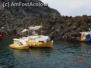 P23 [SEP-2020] Barca şi coliba singuraticului de pe Palea Kameni