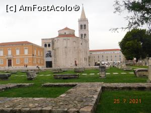 P08 [JUL-2021] Ruinele Forumului Roman, biserica Sf.Donat şi turnul catedralei Sf.Anastasia