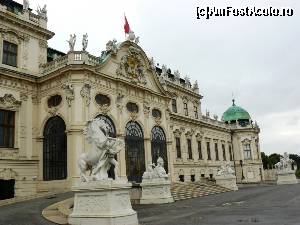 [P01] Palatul Belvedere se afla in mijlocul unui parc splendid. Palatul a fost construit pentru Printul Eugen de Savoia, de catre J. L. von Hildebrandt, un foarte cunoscut arhitect baroc al perioadei respective.  » foto by stellinna
 - 
<span class="allrVoted glyphicon glyphicon-heart hidden" id="av678056"></span>
<a class="m-l-10 hidden" id="sv678056" onclick="voting_Foto_DelVot(,678056,461)" role="button">șterge vot <span class="glyphicon glyphicon-remove"></span></a>
<a id="v9678056" class=" c-red"  onclick="voting_Foto_SetVot(678056)" role="button"><span class="glyphicon glyphicon-heart-empty"></span> <b>LIKE</b> = Votează poza</a> <img class="hidden"  id="f678056W9" src="/imagini/loader.gif" border="0" /><span class="AjErrMes hidden" id="e678056ErM"></span>