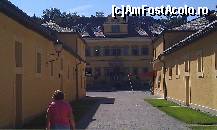 [P16] Alee in fata castelului Hellbrunn de la Palatul Hellbrunn. Salzburg, Austria.  » foto by traian.leuca †
 - 
<span class="allrVoted glyphicon glyphicon-heart hidden" id="av398685"></span>
<a class="m-l-10 hidden" id="sv398685" onclick="voting_Foto_DelVot(,398685,464)" role="button">șterge vot <span class="glyphicon glyphicon-remove"></span></a>
<a id="v9398685" class=" c-red"  onclick="voting_Foto_SetVot(398685)" role="button"><span class="glyphicon glyphicon-heart-empty"></span> <b>LIKE</b> = Votează poza</a> <img class="hidden"  id="f398685W9" src="/imagini/loader.gif" border="0" /><span class="AjErrMes hidden" id="e398685ErM"></span>