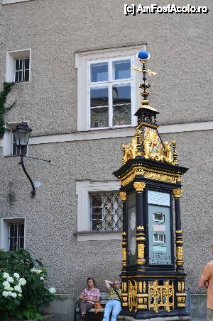 [P07] Salzburg, Alter Markt, Wetterstation, Staţia meteo » foto by unq
 - 
<span class="allrVoted glyphicon glyphicon-heart hidden" id="av481374"></span>
<a class="m-l-10 hidden" id="sv481374" onclick="voting_Foto_DelVot(,481374,464)" role="button">șterge vot <span class="glyphicon glyphicon-remove"></span></a>
<a id="v9481374" class=" c-red"  onclick="voting_Foto_SetVot(481374)" role="button"><span class="glyphicon glyphicon-heart-empty"></span> <b>LIKE</b> = Votează poza</a> <img class="hidden"  id="f481374W9" src="/imagini/loader.gif" border="0" /><span class="AjErrMes hidden" id="e481374ErM"></span>