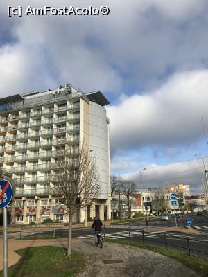 [P02] Novotel, Szeged » foto by krisstinna
 - 
<span class="allrVoted glyphicon glyphicon-heart hidden" id="av1132235"></span>
<a class="m-l-10 hidden" id="sv1132235" onclick="voting_Foto_DelVot(,1132235,490)" role="button">șterge vot <span class="glyphicon glyphicon-remove"></span></a>
<a id="v91132235" class=" c-red"  onclick="voting_Foto_SetVot(1132235)" role="button"><span class="glyphicon glyphicon-heart-empty"></span> <b>LIKE</b> = Votează poza</a> <img class="hidden"  id="f1132235W9" src="/imagini/loader.gif" border="0" /><span class="AjErrMes hidden" id="e1132235ErM"></span>