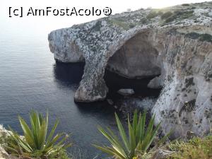 P02 [FEB-2018] Blue Grotto. Arcul de peste treizeci de metri înălţime
