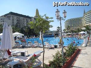 [P17] Delphin Imperial - piscina pentru copii » foto by dandana
 - 
<span class="allrVoted glyphicon glyphicon-heart hidden" id="av432242"></span>
<a class="m-l-10 hidden" id="sv432242" onclick="voting_Foto_DelVot(,432242,6)" role="button">șterge vot <span class="glyphicon glyphicon-remove"></span></a>
<a id="v9432242" class=" c-red"  onclick="voting_Foto_SetVot(432242)" role="button"><span class="glyphicon glyphicon-heart-empty"></span> <b>LIKE</b> = Votează poza</a> <img class="hidden"  id="f432242W9" src="/imagini/loader.gif" border="0" /><span class="AjErrMes hidden" id="e432242ErM"></span>