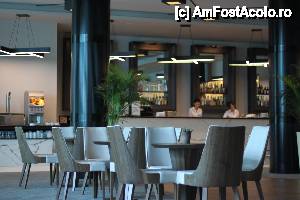 [P02] lobby bar » foto by suffocated
 - 
<span class="allrVoted glyphicon glyphicon-heart hidden" id="av433827"></span>
<a class="m-l-10 hidden" id="sv433827" onclick="voting_Foto_DelVot(,433827,621)" role="button">șterge vot <span class="glyphicon glyphicon-remove"></span></a>
<a id="v9433827" class=" c-red"  onclick="voting_Foto_SetVot(433827)" role="button"><span class="glyphicon glyphicon-heart-empty"></span> <b>LIKE</b> = Votează poza</a> <img class="hidden"  id="f433827W9" src="/imagini/loader.gif" border="0" /><span class="AjErrMes hidden" id="e433827ErM"></span>