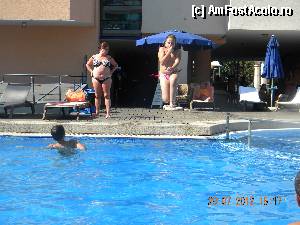 [P02] piscina din care nu-mi mai puteam scoate copilul » foto by Renato
 - 
<span class="allrVoted glyphicon glyphicon-heart hidden" id="av349132"></span>
<a class="m-l-10 hidden" id="sv349132" onclick="voting_Foto_DelVot(,349132,621)" role="button">șterge vot <span class="glyphicon glyphicon-remove"></span></a>
<a id="v9349132" class=" c-red"  onclick="voting_Foto_SetVot(349132)" role="button"><span class="glyphicon glyphicon-heart-empty"></span> <b>LIKE</b> = Votează poza</a> <img class="hidden"  id="f349132W9" src="/imagini/loader.gif" border="0" /><span class="AjErrMes hidden" id="e349132ErM"></span>