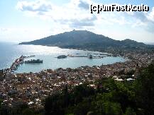 [P19] Panorama Zante (vazuta de langa cetate » foto by ldogaru
 - 
<span class="allrVoted glyphicon glyphicon-heart hidden" id="av190550"></span>
<a class="m-l-10 hidden" id="sv190550" onclick="voting_Foto_DelVot(,190550,639)" role="button">șterge vot <span class="glyphicon glyphicon-remove"></span></a>
<a id="v9190550" class=" c-red"  onclick="voting_Foto_SetVot(190550)" role="button"><span class="glyphicon glyphicon-heart-empty"></span> <b>LIKE</b> = Votează poza</a> <img class="hidden"  id="f190550W9" src="/imagini/loader.gif" border="0" /><span class="AjErrMes hidden" id="e190550ErM"></span>