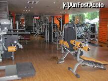 [P40] Sala de fitness » foto by ldogaru
 - 
<span class="allrVoted glyphicon glyphicon-heart hidden" id="av207519"></span>
<a class="m-l-10 hidden" id="sv207519" onclick="voting_Foto_DelVot(,207519,679)" role="button">șterge vot <span class="glyphicon glyphicon-remove"></span></a>
<a id="v9207519" class=" c-red"  onclick="voting_Foto_SetVot(207519)" role="button"><span class="glyphicon glyphicon-heart-empty"></span> <b>LIKE</b> = Votează poza</a> <img class="hidden"  id="f207519W9" src="/imagini/loader.gif" border="0" /><span class="AjErrMes hidden" id="e207519ErM"></span>