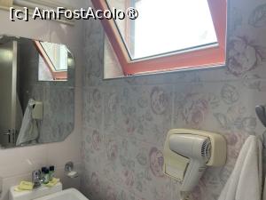 [P23] Hotel Majestic Mamaia - prin baie » foto by nicole33
 - 
<span class="allrVoted glyphicon glyphicon-heart hidden" id="av1511818"></span>
<a class="m-l-10 hidden" id="sv1511818" onclick="voting_Foto_DelVot(,1511818,782)" role="button">șterge vot <span class="glyphicon glyphicon-remove"></span></a>
<a id="v91511818" class=" c-red"  onclick="voting_Foto_SetVot(1511818)" role="button"><span class="glyphicon glyphicon-heart-empty"></span> <b>LIKE</b> = Votează poza</a> <img class="hidden"  id="f1511818W9" src="/imagini/loader.gif" border="0" /><span class="AjErrMes hidden" id="e1511818ErM"></span>