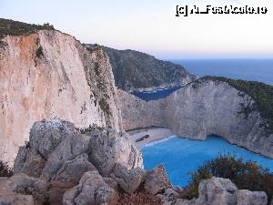 [P44] Zakynthos-Navagio » foto by luciaoradea
 - 
<span class="allrVoted glyphicon glyphicon-heart hidden" id="av684186"></span>
<a class="m-l-10 hidden" id="sv684186" onclick="voting_Foto_DelVot(,684186,872)" role="button">șterge vot <span class="glyphicon glyphicon-remove"></span></a>
<a id="v9684186" class=" c-red"  onclick="voting_Foto_SetVot(684186)" role="button"><span class="glyphicon glyphicon-heart-empty"></span> <b>LIKE</b> = Votează poza</a> <img class="hidden"  id="f684186W9" src="/imagini/loader.gif" border="0" /><span class="AjErrMes hidden" id="e684186ErM"></span>