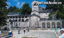 [P18] Mănăstirea Cetinje, construită la începutul sec. XVIII de către Danilo Petrovic, prinţul care a avut un rol deosebit în dezvoltarea fostei capitale a Muntenegrului. Cetinje, Muntenegru.  » foto by traian.leuca †
 - 
<span class="allrVoted glyphicon glyphicon-heart hidden" id="av446353"></span>
<a class="m-l-10 hidden" id="sv446353" onclick="voting_Foto_DelVot(,446353,1103)" role="button">șterge vot <span class="glyphicon glyphicon-remove"></span></a>
<a id="v9446353" class=" c-red"  onclick="voting_Foto_SetVot(446353)" role="button"><span class="glyphicon glyphicon-heart-empty"></span> <b>LIKE</b> = Votează poza</a> <img class="hidden"  id="f446353W9" src="/imagini/loader.gif" border="0" /><span class="AjErrMes hidden" id="e446353ErM"></span>