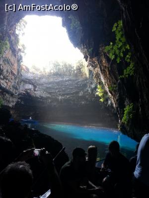 [P09] Lacul Melissani.  » foto by BamseTeo
 - 
<span class="allrVoted glyphicon glyphicon-heart hidden" id="av721386"></span>
<a class="m-l-10 hidden" id="sv721386" onclick="voting_Foto_DelVot(,721386,1121)" role="button">șterge vot <span class="glyphicon glyphicon-remove"></span></a>
<a id="v9721386" class=" c-red"  onclick="voting_Foto_SetVot(721386)" role="button"><span class="glyphicon glyphicon-heart-empty"></span> <b>LIKE</b> = Votează poza</a> <img class="hidden"  id="f721386W9" src="/imagini/loader.gif" border="0" /><span class="AjErrMes hidden" id="e721386ErM"></span>