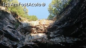 [P18] Melissani Cave, fara soare prea puternic, devine cam intunecata » foto by Catalin Mate
 - 
<span class="allrVoted glyphicon glyphicon-heart hidden" id="av1102276"></span>
<a class="m-l-10 hidden" id="sv1102276" onclick="voting_Foto_DelVot(,1102276,1121)" role="button">șterge vot <span class="glyphicon glyphicon-remove"></span></a>
<a id="v91102276" class=" c-red"  onclick="voting_Foto_SetVot(1102276)" role="button"><span class="glyphicon glyphicon-heart-empty"></span> <b>LIKE</b> = Votează poza</a> <img class="hidden"  id="f1102276W9" src="/imagini/loader.gif" border="0" /><span class="AjErrMes hidden" id="e1102276ErM"></span>