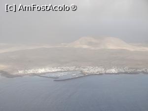 [P05] Mirador del Rio; La Graciosa în ceață (zoom) » foto by crismis
 - 
<span class="allrVoted glyphicon glyphicon-heart hidden" id="av1483993"></span>
<a class="m-l-10 hidden" id="sv1483993" onclick="voting_Foto_DelVot(,1483993,1154)" role="button">șterge vot <span class="glyphicon glyphicon-remove"></span></a>
<a id="v91483993" class=" c-red"  onclick="voting_Foto_SetVot(1483993)" role="button"><span class="glyphicon glyphicon-heart-empty"></span> <b>LIKE</b> = Votează poza</a> <img class="hidden"  id="f1483993W9" src="/imagini/loader.gif" border="0" /><span class="AjErrMes hidden" id="e1483993ErM"></span>