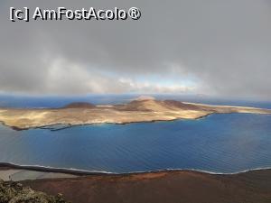 [P08] Mirador del Rio; La Graciosa în prim plan, Montana Clara în spate și, pe fundal-dreapta, Alegranza » foto by crismis
 - 
<span class="allrVoted glyphicon glyphicon-heart hidden" id="av1483996"></span>
<a class="m-l-10 hidden" id="sv1483996" onclick="voting_Foto_DelVot(,1483996,1154)" role="button">șterge vot <span class="glyphicon glyphicon-remove"></span></a>
<a id="v91483996" class=" c-red"  onclick="voting_Foto_SetVot(1483996)" role="button"><span class="glyphicon glyphicon-heart-empty"></span> <b>LIKE</b> = Votează poza</a> <img class="hidden"  id="f1483996W9" src="/imagini/loader.gif" border="0" /><span class="AjErrMes hidden" id="e1483996ErM"></span>