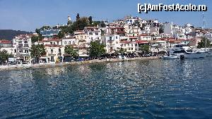 [P92] Skiathos Town - văzut din croazieră » foto by Cris
 - 
<span class="allrVoted glyphicon glyphicon-heart hidden" id="av627180"></span>
<a class="m-l-10 hidden" id="sv627180" onclick="voting_Foto_DelVot(,627180,1166)" role="button">șterge vot <span class="glyphicon glyphicon-remove"></span></a>
<a id="v9627180" class=" c-red"  onclick="voting_Foto_SetVot(627180)" role="button"><span class="glyphicon glyphicon-heart-empty"></span> <b>LIKE</b> = Votează poza</a> <img class="hidden"  id="f627180W9" src="/imagini/loader.gif" border="0" /><span class="AjErrMes hidden" id="e627180ErM"></span>