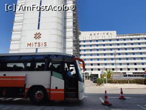 [P07] Autobuzul către Rafina Port și poziționarea stației sale între aeroportul Atena și Hotelul Sofitel » foto by crismis
 - 
<span class="allrVoted glyphicon glyphicon-heart hidden" id="av1465838"></span>
<a class="m-l-10 hidden" id="sv1465838" onclick="voting_Foto_DelVot(,1465838,1227)" role="button">șterge vot <span class="glyphicon glyphicon-remove"></span></a>
<a id="v91465838" class=" c-red"  onclick="voting_Foto_SetVot(1465838)" role="button"><span class="glyphicon glyphicon-heart-empty"></span> <b>LIKE</b> = Votează poza</a> <img class="hidden"  id="f1465838W9" src="/imagini/loader.gif" border="0" /><span class="AjErrMes hidden" id="e1465838ErM"></span>