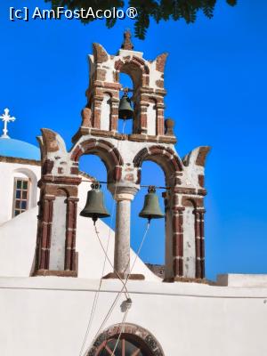 [P21] Pyrgos Santorini » foto by ioana74
 - 
<span class="allrVoted glyphicon glyphicon-heart hidden" id="av1541046"></span>
<a class="m-l-10 hidden" id="sv1541046" onclick="voting_Foto_DelVot(,1541046,1227)" role="button">șterge vot <span class="glyphicon glyphicon-remove"></span></a>
<a id="v91541046" class=" c-red"  onclick="voting_Foto_SetVot(1541046)" role="button"><span class="glyphicon glyphicon-heart-empty"></span> <b>LIKE</b> = Votează poza</a> <img class="hidden"  id="f1541046W9" src="/imagini/loader.gif" border="0" /><span class="AjErrMes hidden" id="e1541046ErM"></span>