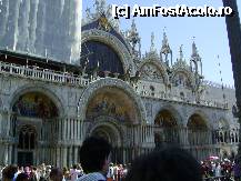 [P07] Venetia - Intrarea in Catedrala San Marco. » foto by iulianic
 - 
<span class="allrVoted glyphicon glyphicon-heart hidden" id="av223101"></span>
<a class="m-l-10 hidden" id="sv223101" onclick="voting_Foto_DelVot(,223101,1229)" role="button">șterge vot <span class="glyphicon glyphicon-remove"></span></a>
<a id="v9223101" class=" c-red"  onclick="voting_Foto_SetVot(223101)" role="button"><span class="glyphicon glyphicon-heart-empty"></span> <b>LIKE</b> = Votează poza</a> <img class="hidden"  id="f223101W9" src="/imagini/loader.gif" border="0" /><span class="AjErrMes hidden" id="e223101ErM"></span>