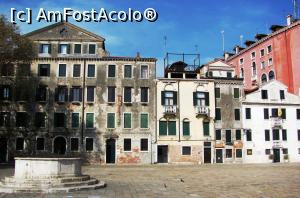 [P02] Campo San Polo, un loc mai putin cautat de turisti in acea zi » foto by Radu Tudoran
 - 
<span class="allrVoted glyphicon glyphicon-heart hidden" id="av746760"></span>
<a class="m-l-10 hidden" id="sv746760" onclick="voting_Foto_DelVot(,746760,1229)" role="button">șterge vot <span class="glyphicon glyphicon-remove"></span></a>
<a id="v9746760" class=" c-red"  onclick="voting_Foto_SetVot(746760)" role="button"><span class="glyphicon glyphicon-heart-empty"></span> <b>LIKE</b> = Votează poza</a> <img class="hidden"  id="f746760W9" src="/imagini/loader.gif" border="0" /><span class="AjErrMes hidden" id="e746760ErM"></span>