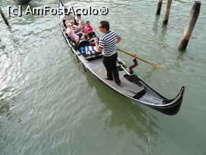 [P13] Cu gondola la plimbare.  » foto by mihaelavoicu
 - 
<span class="allrVoted glyphicon glyphicon-heart hidden" id="av976966"></span>
<a class="m-l-10 hidden" id="sv976966" onclick="voting_Foto_DelVot(,976966,1229)" role="button">șterge vot <span class="glyphicon glyphicon-remove"></span></a>
<a id="v9976966" class=" c-red"  onclick="voting_Foto_SetVot(976966)" role="button"><span class="glyphicon glyphicon-heart-empty"></span> <b>LIKE</b> = Votează poza</a> <img class="hidden"  id="f976966W9" src="/imagini/loader.gif" border="0" /><span class="AjErrMes hidden" id="e976966ErM"></span>