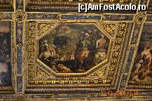 [P10] Firenze: Palazzo Vecchio, tavan pictat » foto by Visan125
 - 
<span class="allrVoted glyphicon glyphicon-heart hidden" id="av410283"></span>
<a class="m-l-10 hidden" id="sv410283" onclick="voting_Foto_DelVot(,410283,1230)" role="button">șterge vot <span class="glyphicon glyphicon-remove"></span></a>
<a id="v9410283" class=" c-red"  onclick="voting_Foto_SetVot(410283)" role="button"><span class="glyphicon glyphicon-heart-empty"></span> <b>LIKE</b> = Votează poza</a> <img class="hidden"  id="f410283W9" src="/imagini/loader.gif" border="0" /><span class="AjErrMes hidden" id="e410283ErM"></span>