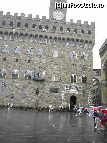 [P05] Palazzo Vecchio, din Piazza della Signoria » foto by Costi
 - 
<span class="allrVoted glyphicon glyphicon-heart hidden" id="av46716"></span>
<a class="m-l-10 hidden" id="sv46716" onclick="voting_Foto_DelVot(,46716,1230)" role="button">șterge vot <span class="glyphicon glyphicon-remove"></span></a>
<a id="v946716" class=" c-red"  onclick="voting_Foto_SetVot(46716)" role="button"><span class="glyphicon glyphicon-heart-empty"></span> <b>LIKE</b> = Votează poza</a> <img class="hidden"  id="f46716W9" src="/imagini/loader.gif" border="0" /><span class="AjErrMes hidden" id="e46716ErM"></span>