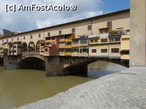 [P02] Ponte Vechio, în mai 2018 » foto by mihaelavoicu
 - 
<span class="allrVoted glyphicon glyphicon-heart hidden" id="av1056279"></span>
<a class="m-l-10 hidden" id="sv1056279" onclick="voting_Foto_DelVot(,1056279,1230)" role="button">șterge vot <span class="glyphicon glyphicon-remove"></span></a>
<a id="v91056279" class=" c-red"  onclick="voting_Foto_SetVot(1056279)" role="button"><span class="glyphicon glyphicon-heart-empty"></span> <b>LIKE</b> = Votează poza</a> <img class="hidden"  id="f1056279W9" src="/imagini/loader.gif" border="0" /><span class="AjErrMes hidden" id="e1056279ErM"></span>