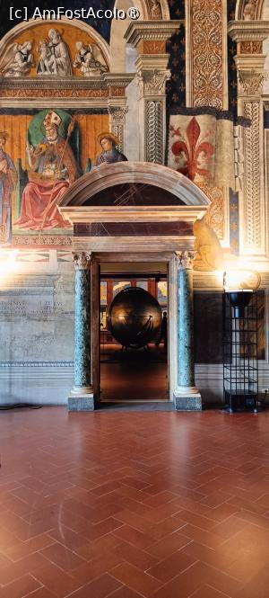 [P22] În Sala Crinilor. » foto by tata123 🔱
 - 
<span class="allrVoted glyphicon glyphicon-heart hidden" id="av1494352"></span>
<a class="m-l-10 hidden" id="sv1494352" onclick="voting_Foto_DelVot(,1494352,1230)" role="button">șterge vot <span class="glyphicon glyphicon-remove"></span></a>
<a id="v91494352" class=" c-red"  onclick="voting_Foto_SetVot(1494352)" role="button"><span class="glyphicon glyphicon-heart-empty"></span> <b>LIKE</b> = Votează poza</a> <img class="hidden"  id="f1494352W9" src="/imagini/loader.gif" border="0" /><span class="AjErrMes hidden" id="e1494352ErM"></span>