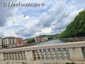 [P24] Râul Adige văzut de pe Ponte della Vittoria » foto by Carmen Ion
 - 
<span class="allrVoted glyphicon glyphicon-heart hidden" id="av1547929"></span>
<a class="m-l-10 hidden" id="sv1547929" onclick="voting_Foto_DelVot(,1547929,1233)" role="button">șterge vot <span class="glyphicon glyphicon-remove"></span></a>
<a id="v91547929" class=" c-red"  onclick="voting_Foto_SetVot(1547929)" role="button"><span class="glyphicon glyphicon-heart-empty"></span> <b>LIKE</b> = Votează poza</a> <img class="hidden"  id="f1547929W9" src="/imagini/loader.gif" border="0" /><span class="AjErrMes hidden" id="e1547929ErM"></span>