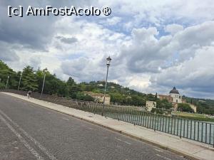 [P32] Râul Adige - malul drept, văzut de pe  Ponte Garibaldi » foto by Carmen Ion
 - 
<span class="allrVoted glyphicon glyphicon-heart hidden" id="av1547937"></span>
<a class="m-l-10 hidden" id="sv1547937" onclick="voting_Foto_DelVot(,1547937,1233)" role="button">șterge vot <span class="glyphicon glyphicon-remove"></span></a>
<a id="v91547937" class=" c-red"  onclick="voting_Foto_SetVot(1547937)" role="button"><span class="glyphicon glyphicon-heart-empty"></span> <b>LIKE</b> = Votează poza</a> <img class="hidden"  id="f1547937W9" src="/imagini/loader.gif" border="0" /><span class="AjErrMes hidden" id="e1547937ErM"></span>