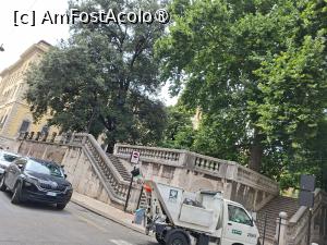 [P50] Cu trenulețul pe Via Nizza » foto by Carmen Ion
 - 
<span class="allrVoted glyphicon glyphicon-heart hidden" id="av1547955"></span>
<a class="m-l-10 hidden" id="sv1547955" onclick="voting_Foto_DelVot(,1547955,1233)" role="button">șterge vot <span class="glyphicon glyphicon-remove"></span></a>
<a id="v91547955" class=" c-red"  onclick="voting_Foto_SetVot(1547955)" role="button"><span class="glyphicon glyphicon-heart-empty"></span> <b>LIKE</b> = Votează poza</a> <img class="hidden"  id="f1547955W9" src="/imagini/loader.gif" border="0" /><span class="AjErrMes hidden" id="e1547955ErM"></span>