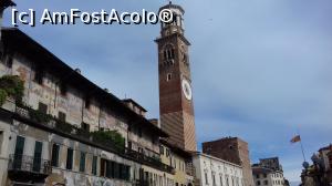 [P20] Piazza Erbe - Torre dei Lamberti » foto by Rofri
 - 
<span class="allrVoted glyphicon glyphicon-heart hidden" id="av1091000"></span>
<a class="m-l-10 hidden" id="sv1091000" onclick="voting_Foto_DelVot(,1091000,1233)" role="button">șterge vot <span class="glyphicon glyphicon-remove"></span></a>
<a id="v91091000" class=" c-red"  onclick="voting_Foto_SetVot(1091000)" role="button"><span class="glyphicon glyphicon-heart-empty"></span> <b>LIKE</b> = Votează poza</a> <img class="hidden"  id="f1091000W9" src="/imagini/loader.gif" border="0" /><span class="AjErrMes hidden" id="e1091000ErM"></span>