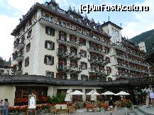 [P29] Un alt impunator si scump hotel din Zermatt, Mont Cervin » foto by ileanaxperta*
 - 
<span class="allrVoted glyphicon glyphicon-heart hidden" id="av299847"></span>
<a class="m-l-10 hidden" id="sv299847" onclick="voting_Foto_DelVot(,299847,1236)" role="button">șterge vot <span class="glyphicon glyphicon-remove"></span></a>
<a id="v9299847" class=" c-red"  onclick="voting_Foto_SetVot(299847)" role="button"><span class="glyphicon glyphicon-heart-empty"></span> <b>LIKE</b> = Votează poza</a> <img class="hidden"  id="f299847W9" src="/imagini/loader.gif" border="0" /><span class="AjErrMes hidden" id="e299847ErM"></span>