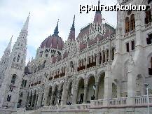 [P44] Budapesta, Parlamentul vazut de aproape » foto by magdalena
 - 
<span class="allrVoted glyphicon glyphicon-heart hidden" id="av137332"></span>
<a class="m-l-10 hidden" id="sv137332" onclick="voting_Foto_DelVot(,137332,1275)" role="button">șterge vot <span class="glyphicon glyphicon-remove"></span></a>
<a id="v9137332" class=" c-red"  onclick="voting_Foto_SetVot(137332)" role="button"><span class="glyphicon glyphicon-heart-empty"></span> <b>LIKE</b> = Votează poza</a> <img class="hidden"  id="f137332W9" src="/imagini/loader.gif" border="0" /><span class="AjErrMes hidden" id="e137332ErM"></span>