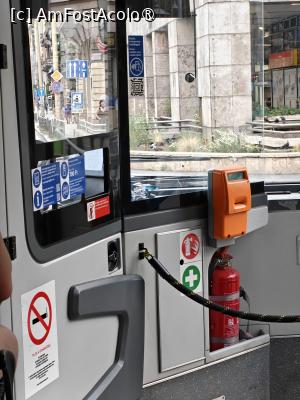[P25] Validator în autobuz + cod QR. » foto by tata123 🔱
 - 
<span class="allrVoted glyphicon glyphicon-heart hidden" id="av1540480"></span>
<a class="m-l-10 hidden" id="sv1540480" onclick="voting_Foto_DelVot(,1540480,1275)" role="button">șterge vot <span class="glyphicon glyphicon-remove"></span></a>
<a id="v91540480" class=" c-red"  onclick="voting_Foto_SetVot(1540480)" role="button"><span class="glyphicon glyphicon-heart-empty"></span> <b>LIKE</b> = Votează poza</a> <img class="hidden"  id="f1540480W9" src="/imagini/loader.gif" border="0" /><span class="AjErrMes hidden" id="e1540480ErM"></span>