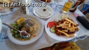 [P39] Sarti - taverna Argiris » foto by Dragoș_MD
 - 
<span class="allrVoted glyphicon glyphicon-heart hidden" id="av1469536"></span>
<a class="m-l-10 hidden" id="sv1469536" onclick="voting_Foto_DelVot(,1469536,1423)" role="button">șterge vot <span class="glyphicon glyphicon-remove"></span></a>
<a id="v91469536" class=" c-red"  onclick="voting_Foto_SetVot(1469536)" role="button"><span class="glyphicon glyphicon-heart-empty"></span> <b>LIKE</b> = Votează poza</a> <img class="hidden"  id="f1469536W9" src="/imagini/loader.gif" border="0" /><span class="AjErrMes hidden" id="e1469536ErM"></span>