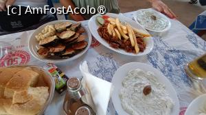 [P40] Sarti - taverna Argiris » foto by Dragoș_MD
 - 
<span class="allrVoted glyphicon glyphicon-heart hidden" id="av1469537"></span>
<a class="m-l-10 hidden" id="sv1469537" onclick="voting_Foto_DelVot(,1469537,1423)" role="button">șterge vot <span class="glyphicon glyphicon-remove"></span></a>
<a id="v91469537" class=" c-red"  onclick="voting_Foto_SetVot(1469537)" role="button"><span class="glyphicon glyphicon-heart-empty"></span> <b>LIKE</b> = Votează poza</a> <img class="hidden"  id="f1469537W9" src="/imagini/loader.gif" border="0" /><span class="AjErrMes hidden" id="e1469537ErM"></span>