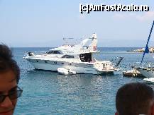 P08 [JUL-2007] Iaht in portul Neos Marmaras