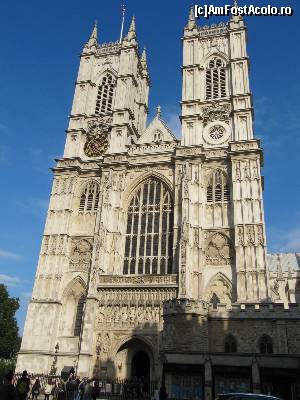 [P21] Westminster Abbey » foto by alb1573
 - 
<span class="allrVoted glyphicon glyphicon-heart hidden" id="av670011"></span>
<a class="m-l-10 hidden" id="sv670011" onclick="voting_Foto_DelVot(,670011,1570)" role="button">șterge vot <span class="glyphicon glyphicon-remove"></span></a>
<a id="v9670011" class=" c-red"  onclick="voting_Foto_SetVot(670011)" role="button"><span class="glyphicon glyphicon-heart-empty"></span> <b>LIKE</b> = Votează poza</a> <img class="hidden"  id="f670011W9" src="/imagini/loader.gif" border="0" /><span class="AjErrMes hidden" id="e670011ErM"></span>