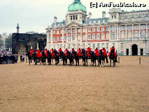 [P21] Horse Guards Parade » foto by Rusalka
 - 
<span class="allrVoted glyphicon glyphicon-heart hidden" id="av546867"></span>
<a class="m-l-10 hidden" id="sv546867" onclick="voting_Foto_DelVot(,546867,1570)" role="button">șterge vot <span class="glyphicon glyphicon-remove"></span></a>
<a id="v9546867" class=" c-red"  onclick="voting_Foto_SetVot(546867)" role="button"><span class="glyphicon glyphicon-heart-empty"></span> <b>LIKE</b> = Votează poza</a> <img class="hidden"  id="f546867W9" src="/imagini/loader.gif" border="0" /><span class="AjErrMes hidden" id="e546867ErM"></span>