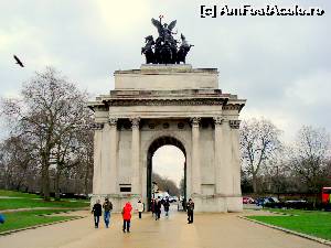 [P35] Wellington Arch » foto by Rusalka
 - 
<span class="allrVoted glyphicon glyphicon-heart hidden" id="av546881"></span>
<a class="m-l-10 hidden" id="sv546881" onclick="voting_Foto_DelVot(,546881,1570)" role="button">șterge vot <span class="glyphicon glyphicon-remove"></span></a>
<a id="v9546881" class=" c-red"  onclick="voting_Foto_SetVot(546881)" role="button"><span class="glyphicon glyphicon-heart-empty"></span> <b>LIKE</b> = Votează poza</a> <img class="hidden"  id="f546881W9" src="/imagini/loader.gif" border="0" /><span class="AjErrMes hidden" id="e546881ErM"></span>