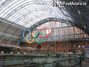 [P43] St Pancras International Station » foto by elena_iasi
 - 
<span class="allrVoted glyphicon glyphicon-heart hidden" id="av359976"></span>
<a class="m-l-10 hidden" id="sv359976" onclick="voting_Foto_DelVot(,359976,1570)" role="button">șterge vot <span class="glyphicon glyphicon-remove"></span></a>
<a id="v9359976" class=" c-red"  onclick="voting_Foto_SetVot(359976)" role="button"><span class="glyphicon glyphicon-heart-empty"></span> <b>LIKE</b> = Votează poza</a> <img class="hidden"  id="f359976W9" src="/imagini/loader.gif" border="0" /><span class="AjErrMes hidden" id="e359976ErM"></span>