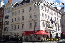 [P90] Hotelul care ne-a gazduit 11 zile-Country Inn & Suites-in departamentul Bloomsbury,pe Great Russell Street,la 200 metri de British Museum » foto by Alina53
 - 
<span class="allrVoted glyphicon glyphicon-heart hidden" id="av57628"></span>
<a class="m-l-10 hidden" id="sv57628" onclick="voting_Foto_DelVot(,57628,1570)" role="button">șterge vot <span class="glyphicon glyphicon-remove"></span></a>
<a id="v957628" class=" c-red"  onclick="voting_Foto_SetVot(57628)" role="button"><span class="glyphicon glyphicon-heart-empty"></span> <b>LIKE</b> = Votează poza</a> <img class="hidden"  id="f57628W9" src="/imagini/loader.gif" border="0" /><span class="AjErrMes hidden" id="e57628ErM"></span>