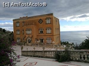 [P49] Un palazzo în Taormina » foto by crismis
 - 
<span class="allrVoted glyphicon glyphicon-heart hidden" id="av1055321"></span>
<a class="m-l-10 hidden" id="sv1055321" onclick="voting_Foto_DelVot(,1055321,1579)" role="button">șterge vot <span class="glyphicon glyphicon-remove"></span></a>
<a id="v91055321" class=" c-red"  onclick="voting_Foto_SetVot(1055321)" role="button"><span class="glyphicon glyphicon-heart-empty"></span> <b>LIKE</b> = Votează poza</a> <img class="hidden"  id="f1055321W9" src="/imagini/loader.gif" border="0" /><span class="AjErrMes hidden" id="e1055321ErM"></span>