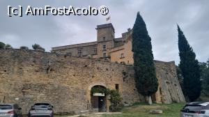 [P01] castelul Lourmarin » foto by Yolanda
 - 
<span class="allrVoted glyphicon glyphicon-heart hidden" id="av1465454"></span>
<a class="m-l-10 hidden" id="sv1465454" onclick="voting_Foto_DelVot(,1465454,1628)" role="button">șterge vot <span class="glyphicon glyphicon-remove"></span></a>
<a id="v91465454" class=" c-red"  onclick="voting_Foto_SetVot(1465454)" role="button"><span class="glyphicon glyphicon-heart-empty"></span> <b>LIKE</b> = Votează poza</a> <img class="hidden"  id="f1465454W9" src="/imagini/loader.gif" border="0" /><span class="AjErrMes hidden" id="e1465454ErM"></span>